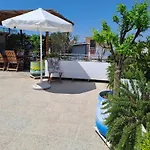 Paradise Rooftop 아파트