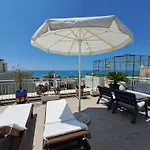 Paradise Rooftop דירה גולם