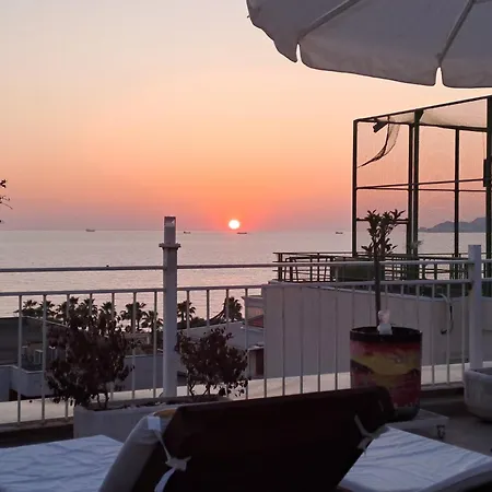 Paradise Rooftop * Golem (Tirana)