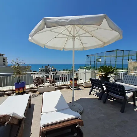 Paradise Rooftop Apartment Golem (Tirana)