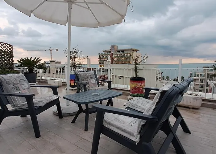 Appartamento Paradise Rooftop Golem (Tirana)