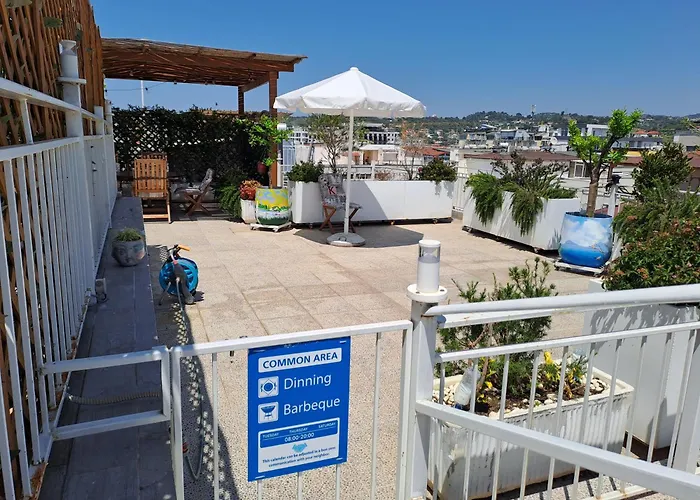 Paradise Rooftop 公寓